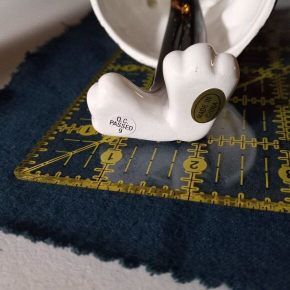 Bell Cat Ornament with Trembling Mittens Cottagecore Grandmacore Holiday - Picture 4 of 11